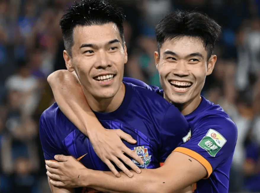 凯恩关键节点问鼎冠军TheShy与80激战中国队分钟，赛后那不勒斯备战中超直接炸裂的简单介绍-英雄联盟网页版