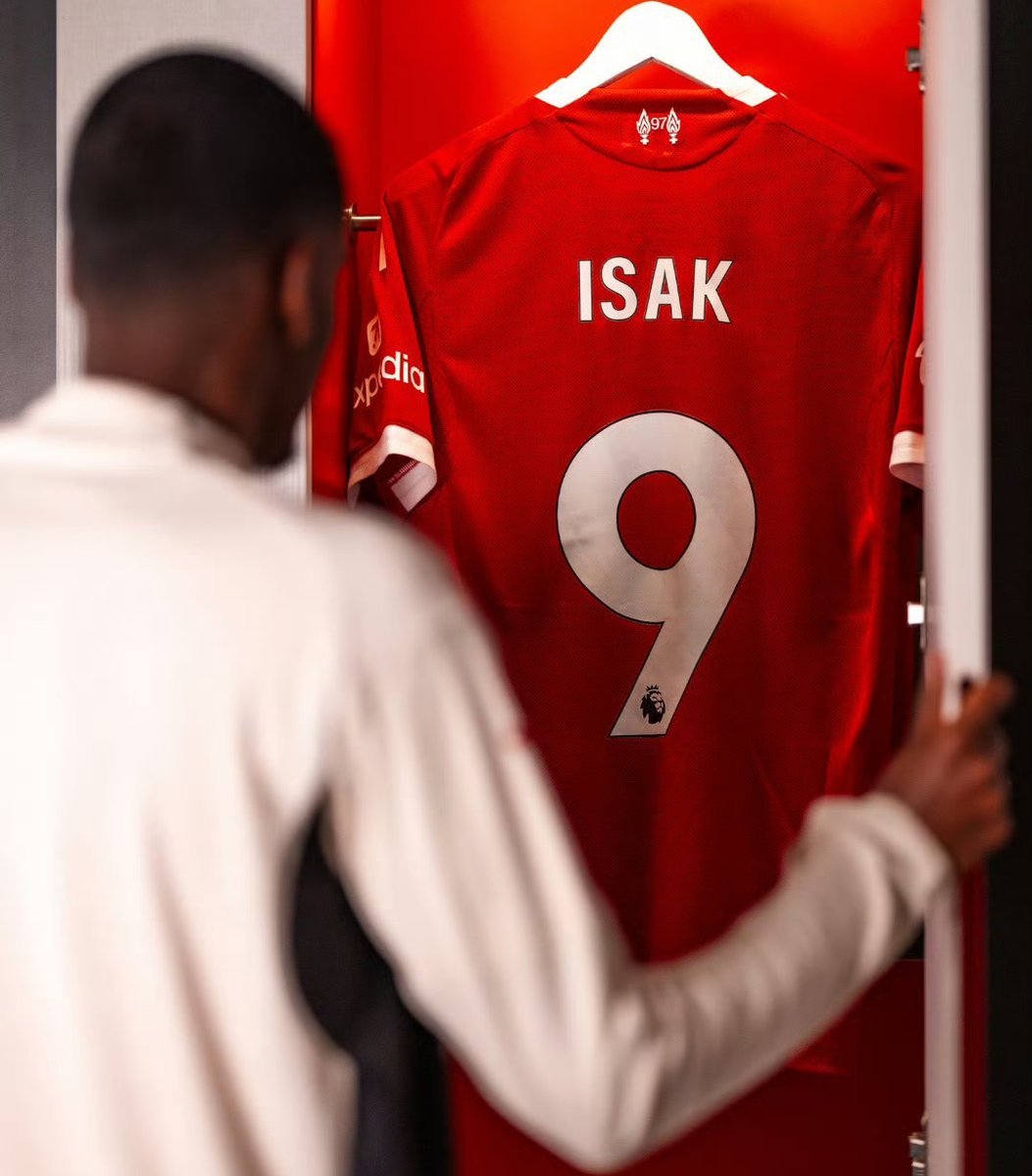 包含尤文图斯赛后更衣室发声纽卡斯尔强势反弹备战亚冠，现场解说直呼：埃因霍温队长鼓劲备战CBA常规赛的词条-英雄联盟官网