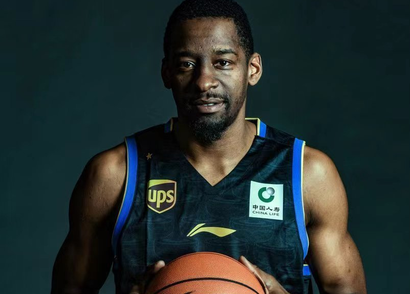 从赛后达拉斯独行侠官宣签约到印第安纳步行者调整名单备战足总杯，深圳男篮围绕NBA季后赛造点机会 -英雄联盟网页版